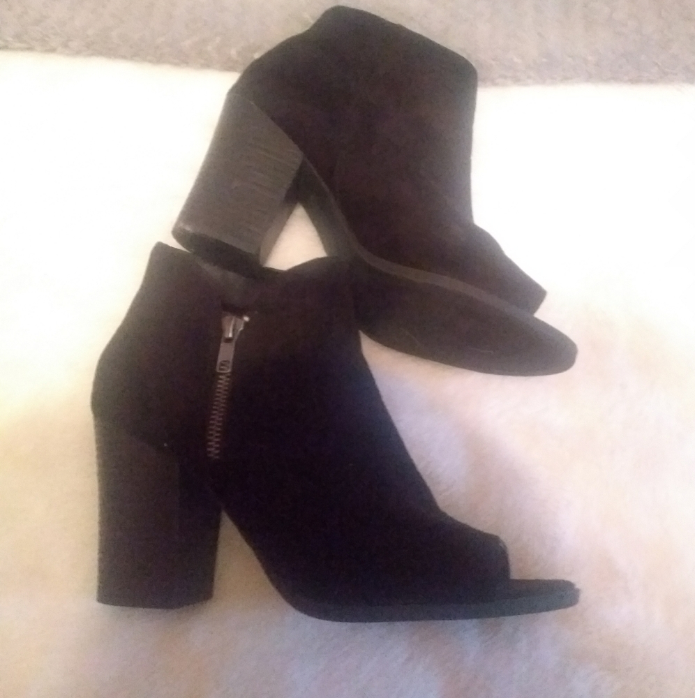 Carlos 'Jade' Open-Toe Bootie - image 3